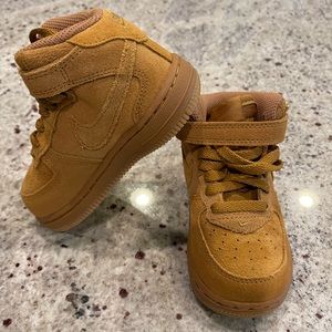 Nike Air Force 1 Mind LV8 - never worn